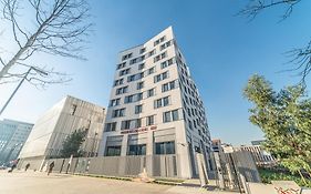 Break & Home Campus Condorcet - La Maison Des Chercheurs Appart'Hotel